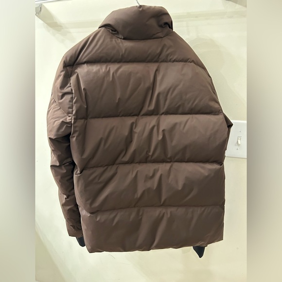 Worn once Theory Stand-Collar Puffer Coat size P - Picture 9 of 10